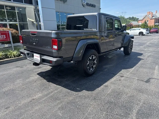 2025 Jeep Gladiator Sport
