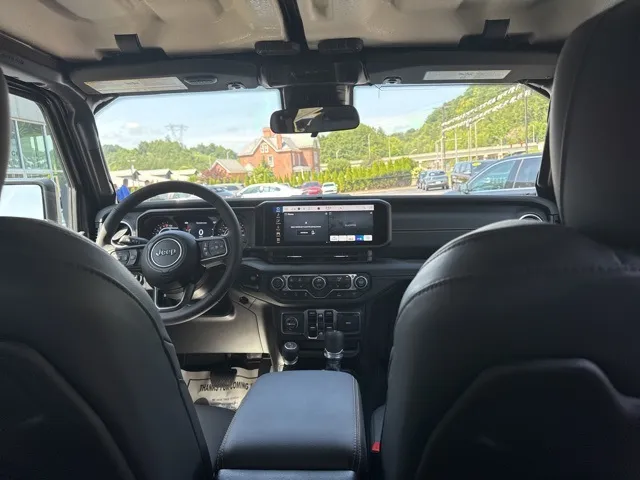 2025 Jeep Gladiator Sport