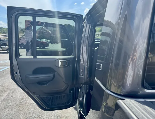 2025 Jeep Gladiator Mojave