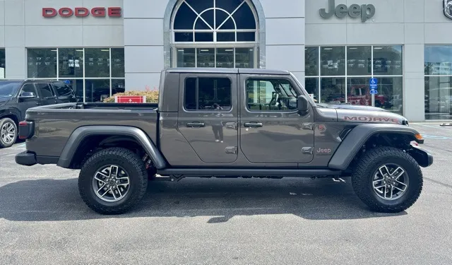 2025 Jeep Gladiator Mojave