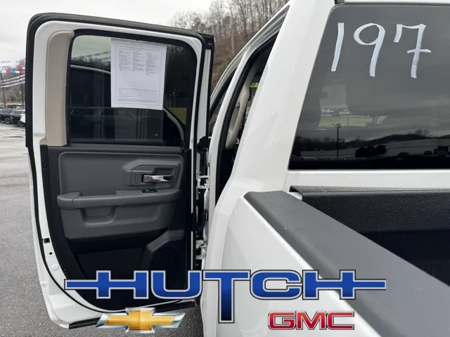 2024 Ram 1500 Classic SLT