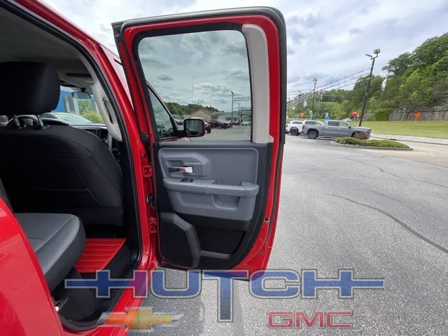 2024 Ram 1500 Classic SLT