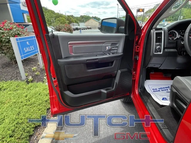 2024 Ram 1500 Classic SLT