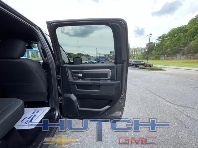 2024 Ram 1500 Classic Warlock