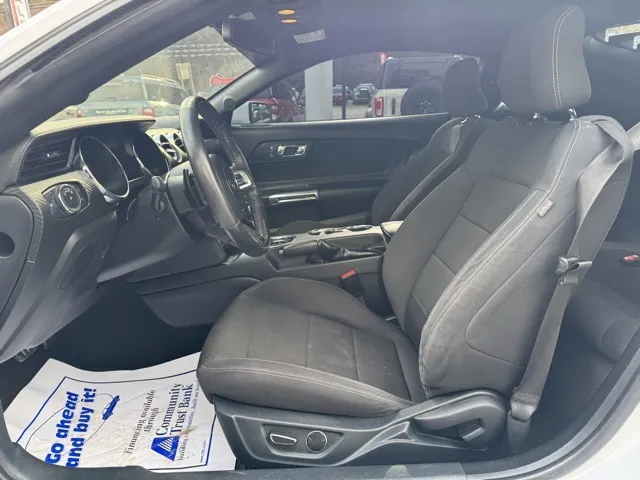 2015 Ford Mustang V6