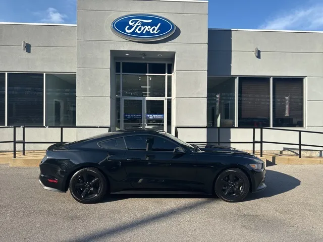2017 Ford Mustang V6