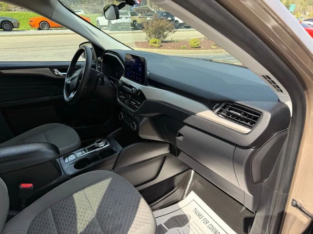 2021 Ford Escape SE