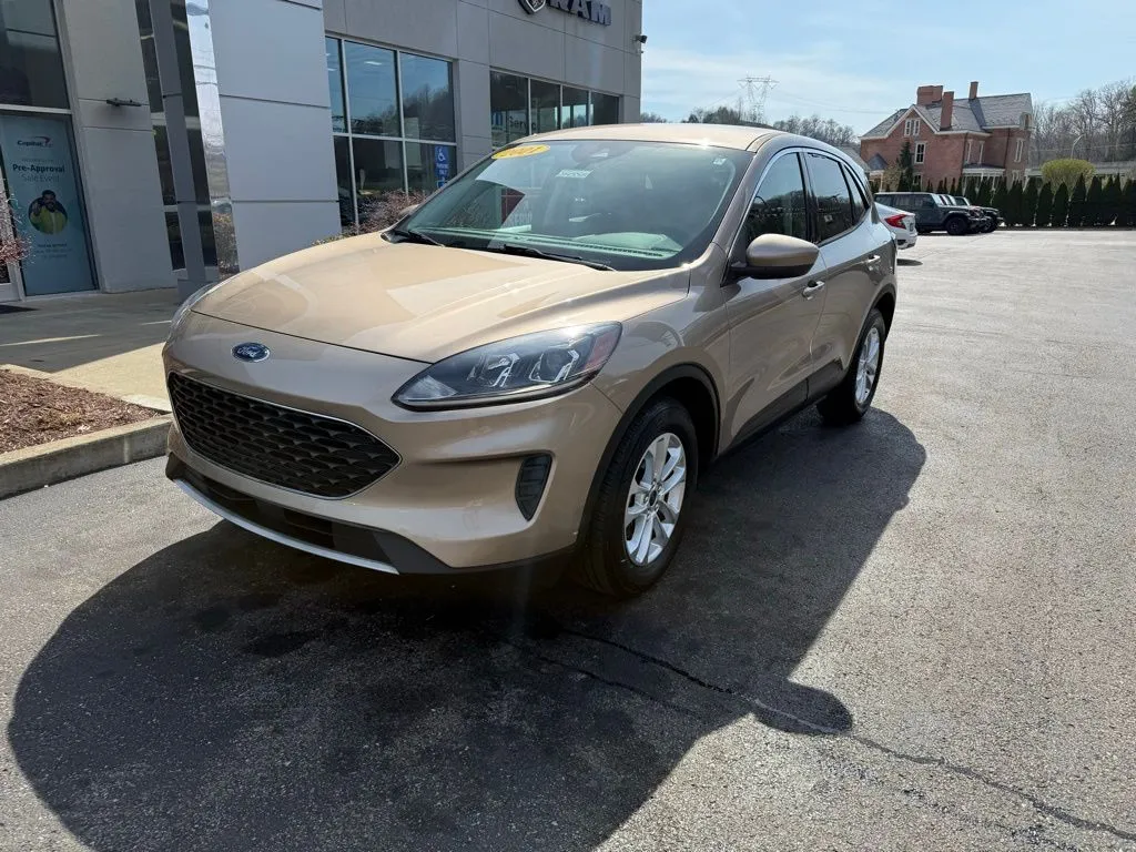 2021 Ford Escape SE