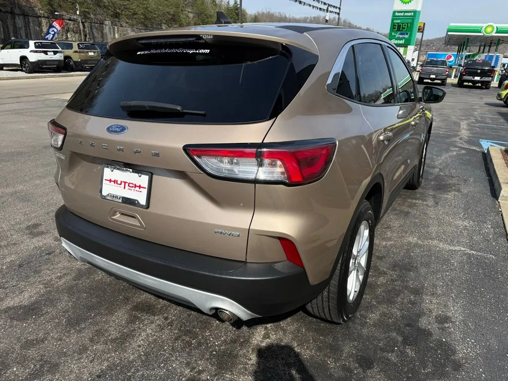 2021 Ford Escape SE