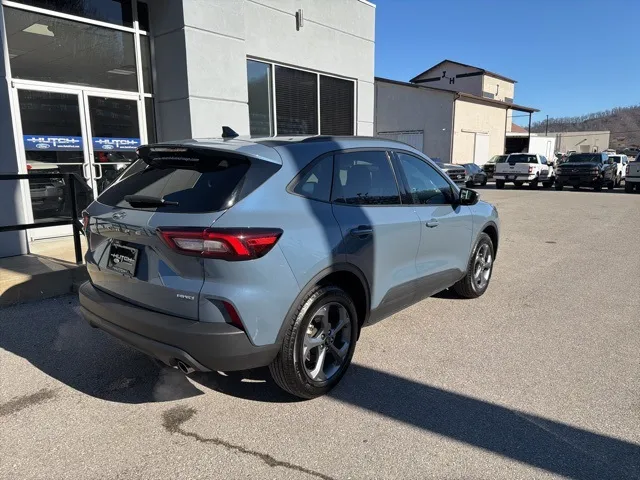 2025 Ford Escape ST-Line Select