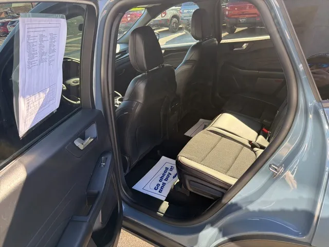 2025 Ford Escape ST-Line Select