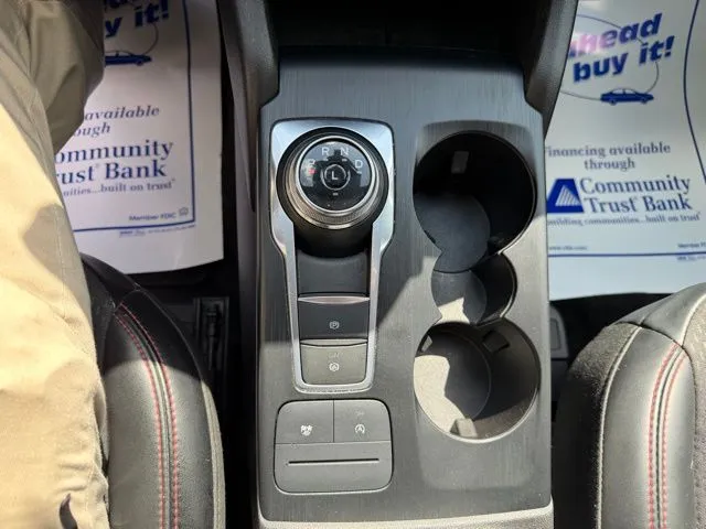 2025 Ford Escape ST-Line Select