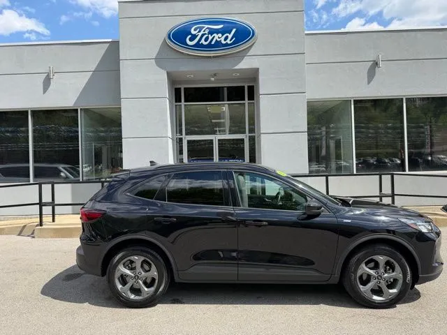 2025 Ford Escape ST-Line Select
