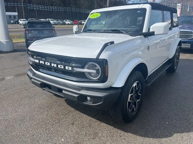 2024 Ford Bronco Outer Banks