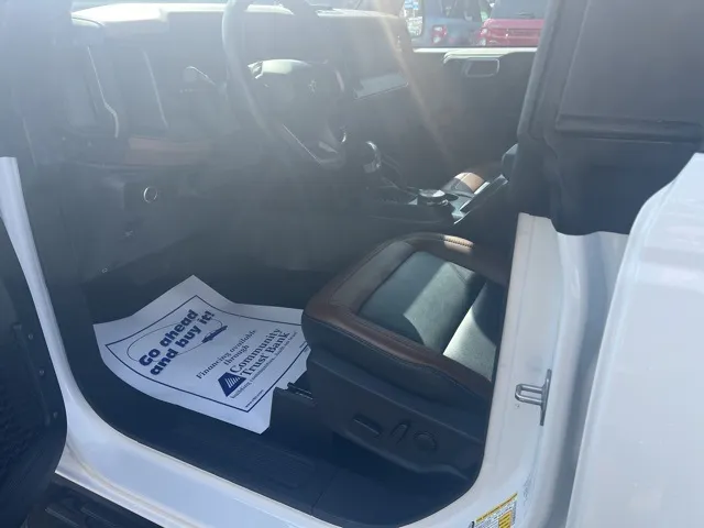 2024 Ford Bronco Outer Banks