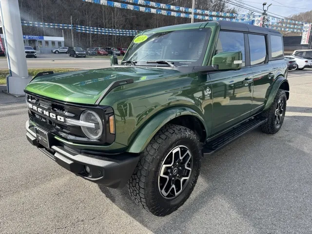 2024 Ford Bronco Outer Banks