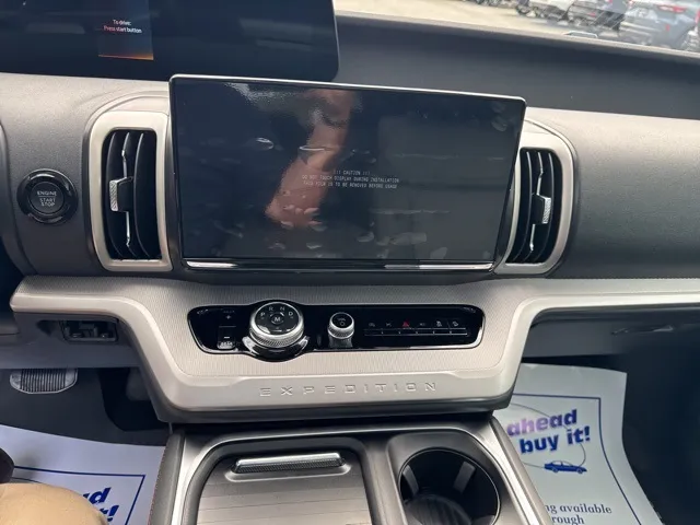 2025 Ford Expedition Active