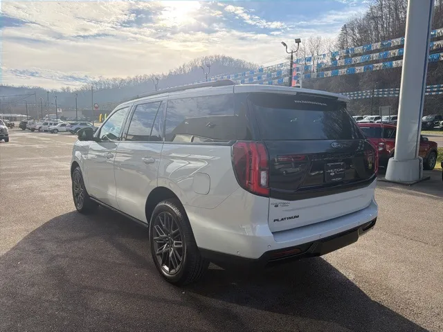 2025 Ford Expedition Platinum