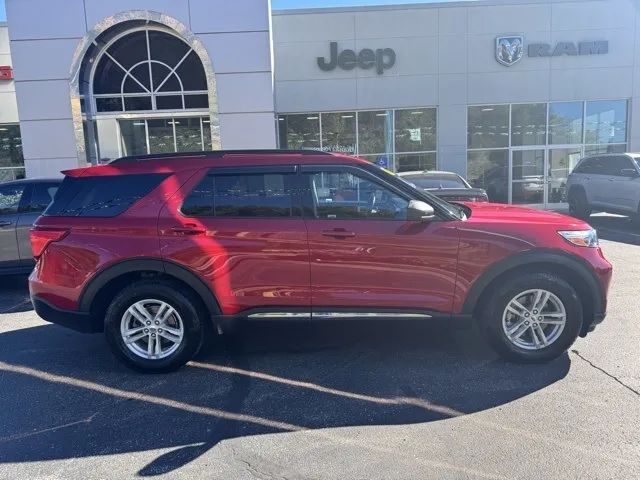 2023 Ford Explorer XLT