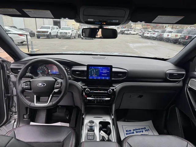2023 Ford Explorer ST-Line