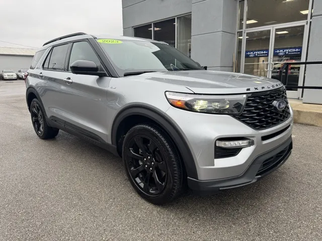 2023 Ford Explorer ST-Line