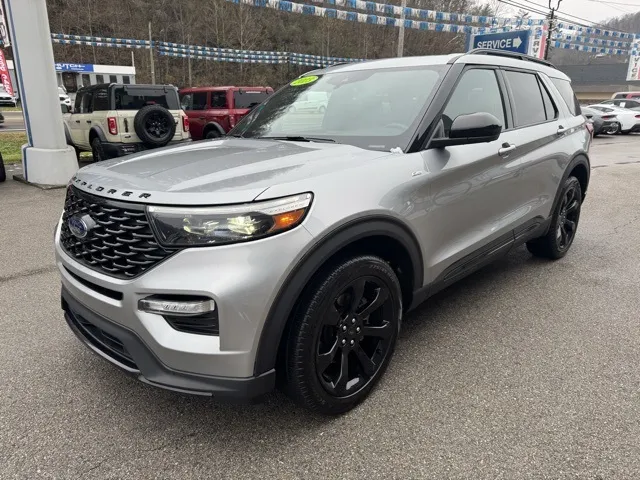 2023 Ford Explorer ST-Line