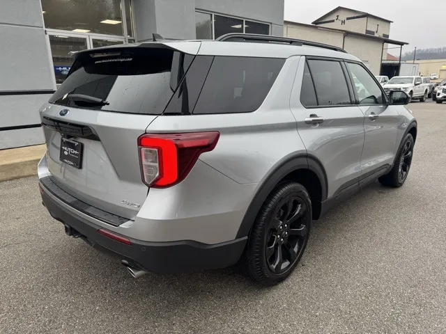 2023 Ford Explorer ST-Line