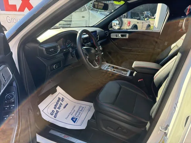 2023 Ford Explorer ST-Line