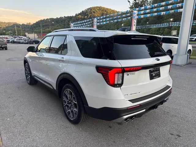 2025 Ford Explorer Platinum
