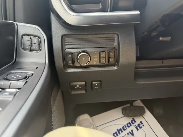 2025 Ford F-250SD Lariat