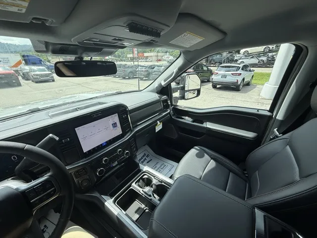 2025 Ford F-250SD Lariat