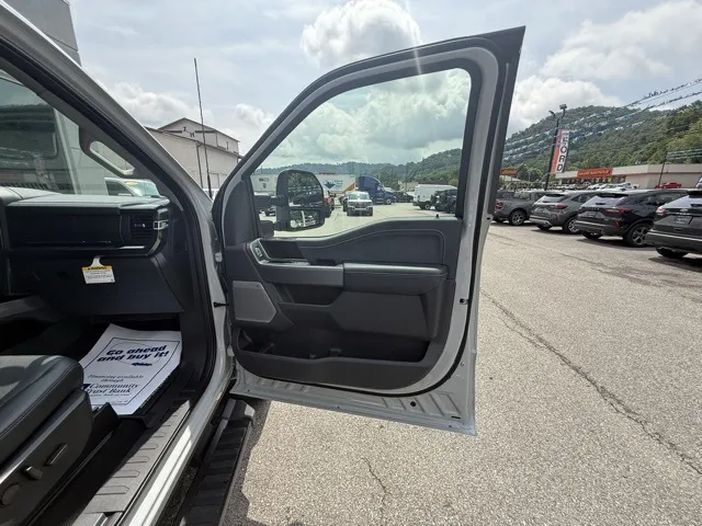 2025 Ford F-250SD Lariat