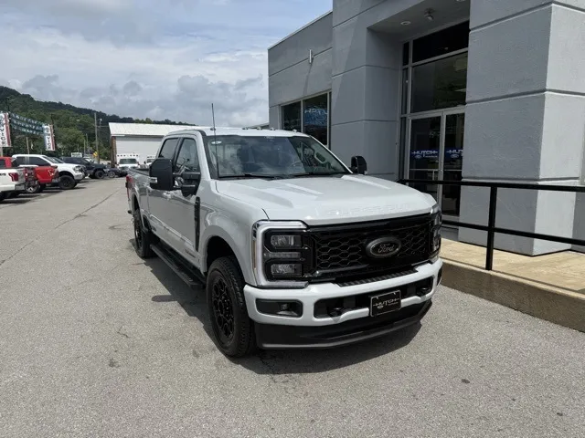 2025 Ford F-250SD Lariat