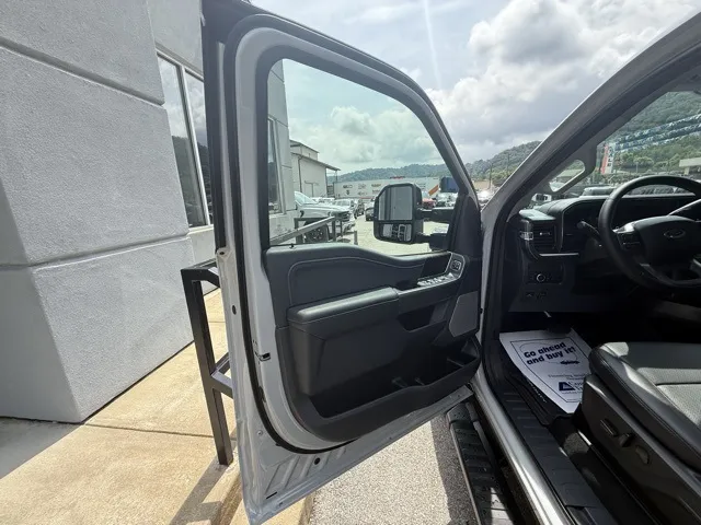 2025 Ford F-250SD Lariat