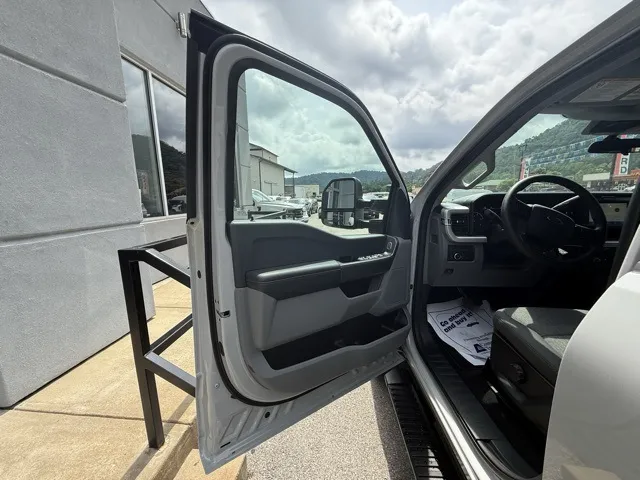 2025 Ford F-250SD XL