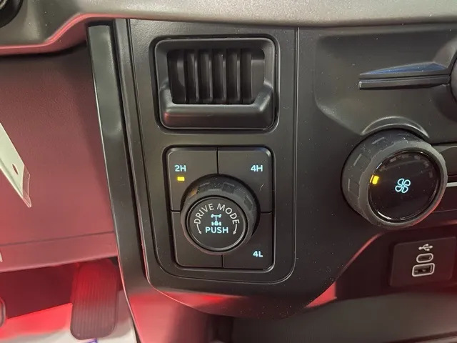 2025 Ford F-150 Black Widow