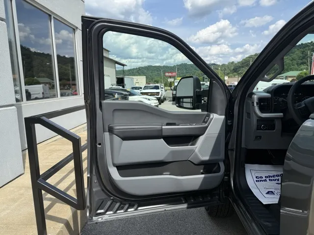 2025 Ford F-250SD XLT