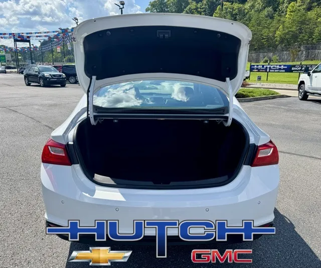 2024 Chevrolet Malibu LS