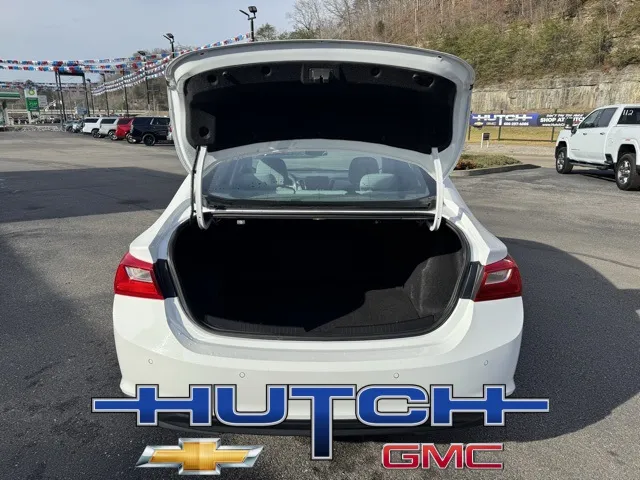 2025 Chevrolet Malibu LT