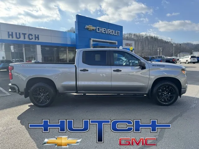 2023 Chevrolet Silverado 1500 Custom
