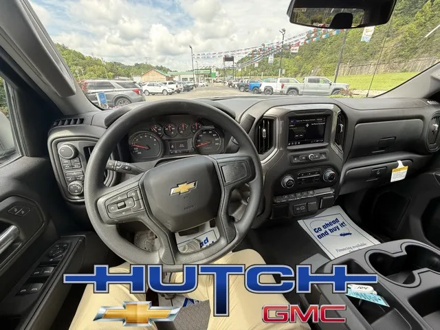 2025 Chevrolet Silverado 1500 Custom