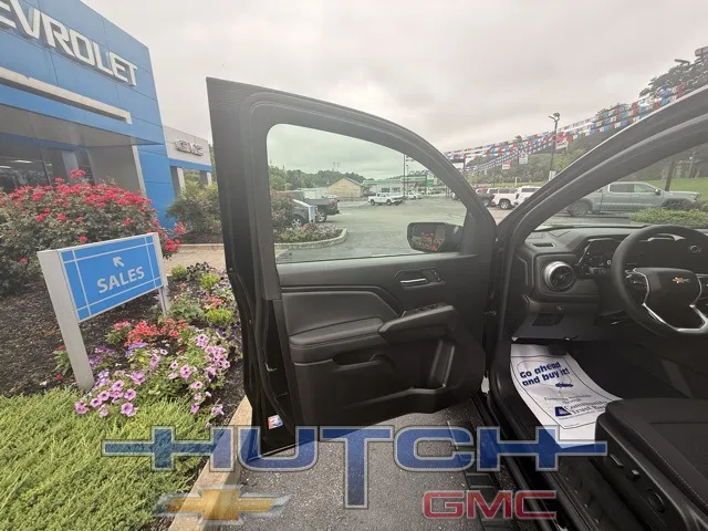 2025 Chevrolet Colorado LT
