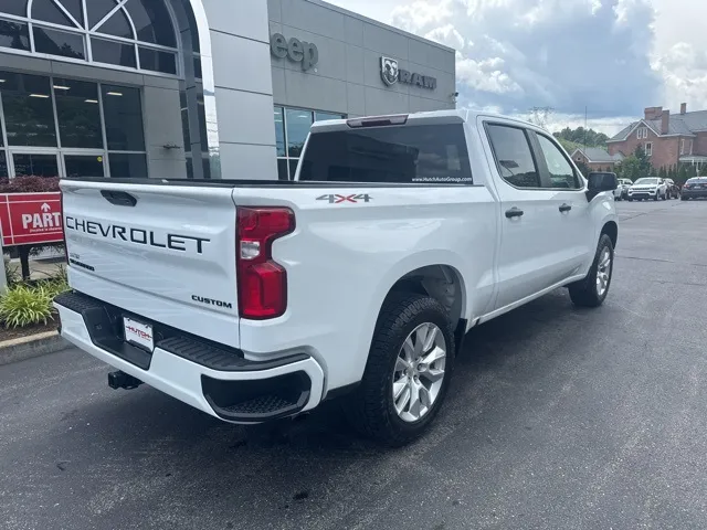 2022 Chevrolet Silverado 1500 LTD Custom
