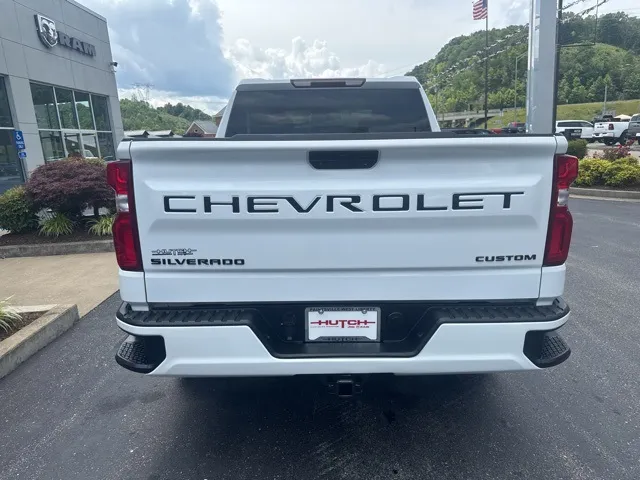 2022 Chevrolet Silverado 1500 LTD Custom