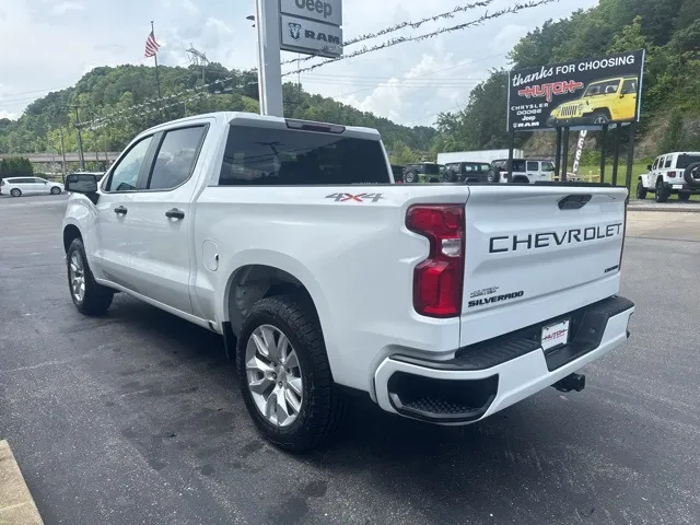 2022 Chevrolet Silverado 1500 LTD Custom