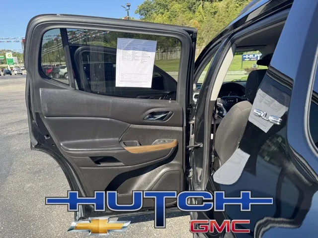 2021 GMC Acadia SLE