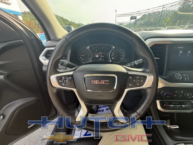 2022 GMC Acadia SLT