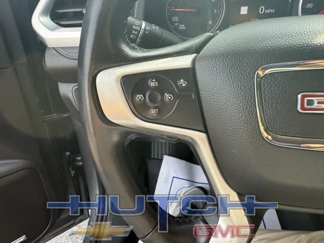 2022 GMC Acadia SLT