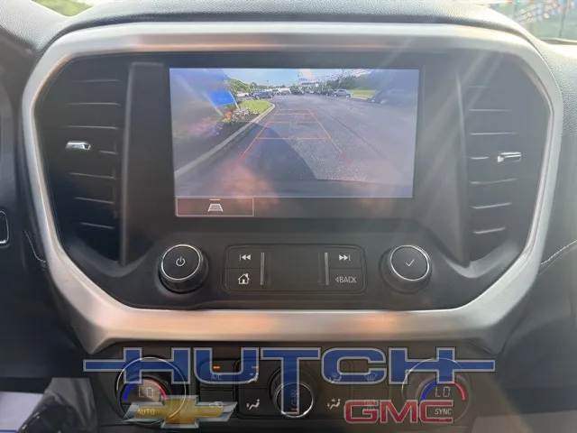 2022 GMC Acadia SLT
