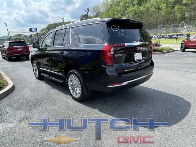 2025 GMC Yukon Elevation
